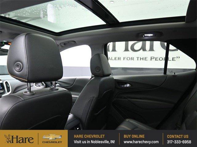 Photo of 2022 Summit White Chevrolet Equinox