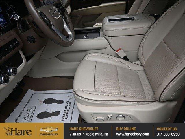 Photo of 2021 White Frost Tri-Coat GMC Yukon