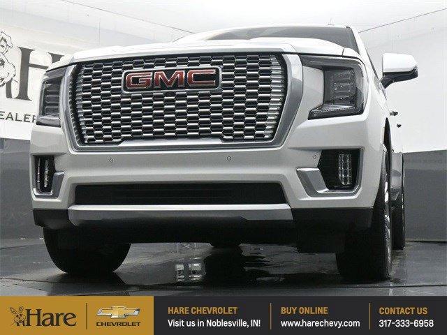 Photo of 2021 White Frost Tri-Coat GMC Yukon
