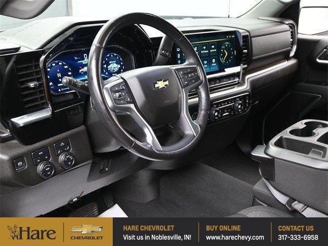 Photo of 2022 Black Chevrolet Silverado 1500