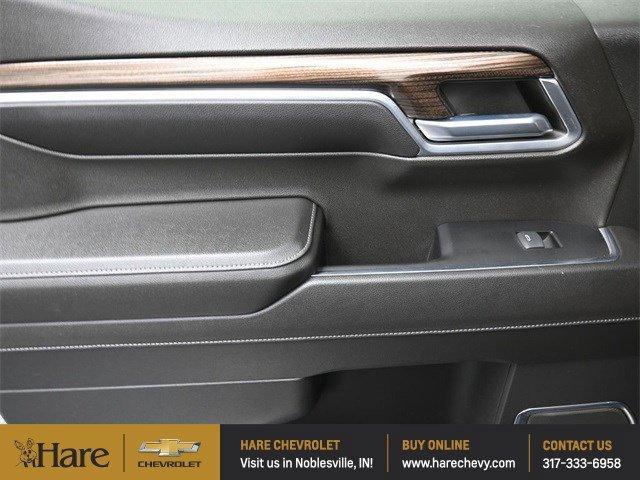 Photo of 2022 Black Chevrolet Silverado 1500