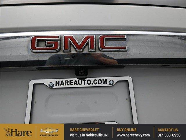 Photo of 2022 Summit White GMC Yukon