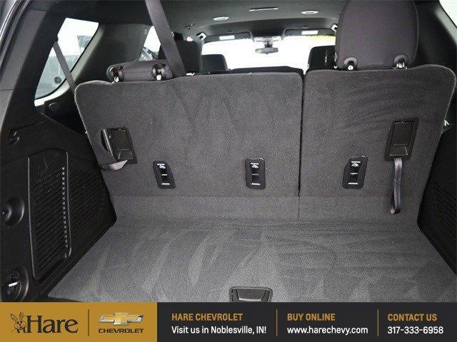 Photo of 2022 Summit White GMC Yukon