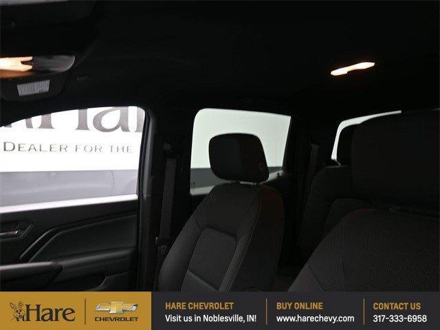 Photo of 2024 Summit White Chevrolet Colorado
