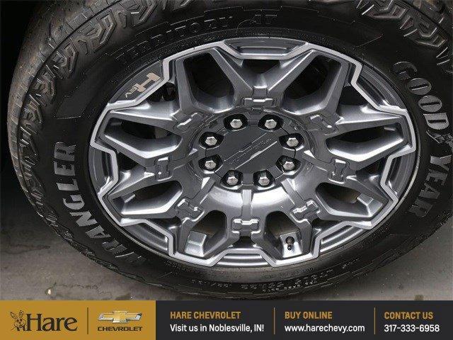 Photo of 2024 Black GMC HUMMER EV Pickup