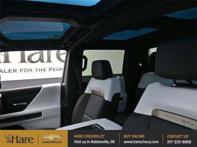 Photo of 2024 Black GMC HUMMER EV Pickup
