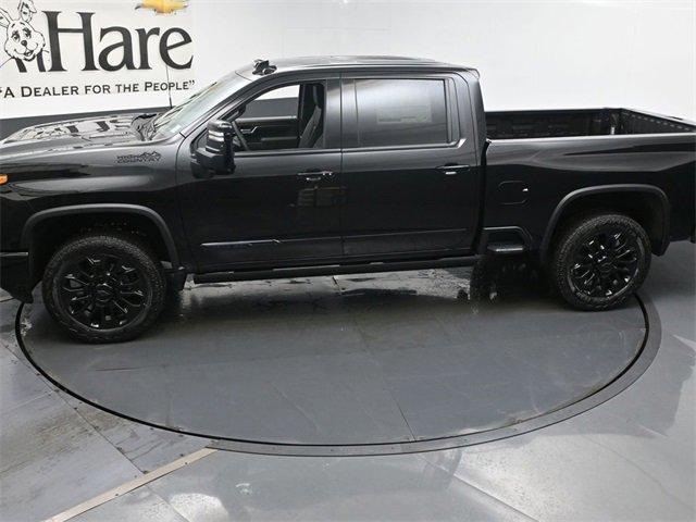 Photo of 2025 Black Chevrolet Silverado 2500