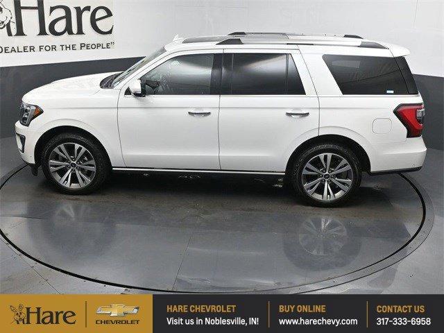 Photo of 2021 White Ford Expedition