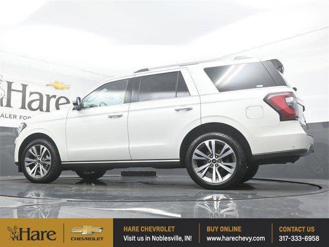 Photo of 2021 White Ford Expedition