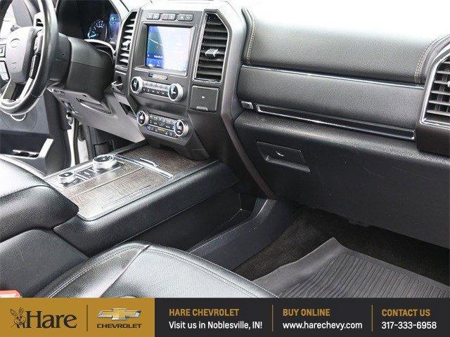 Photo of 2021 White Ford Expedition