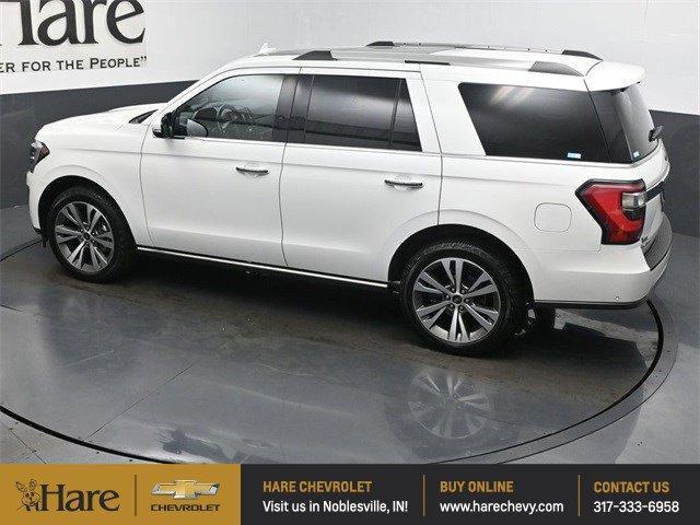 Photo of 2021 White Ford Expedition