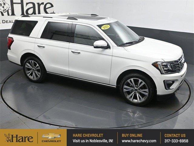 Photo of 2021 White Ford Expedition