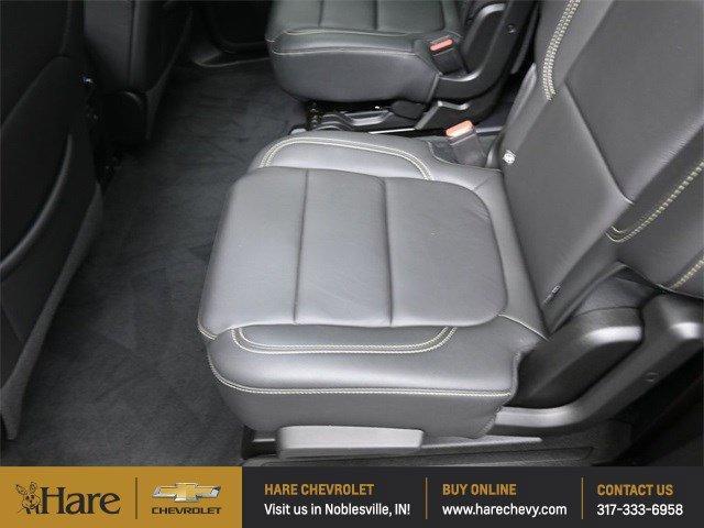 Photo of 2023 Black Cherry Metallic Chevrolet Traverse