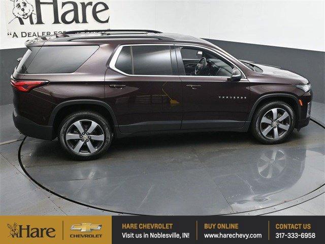 Photo of 2023 Black Cherry Metallic Chevrolet Traverse