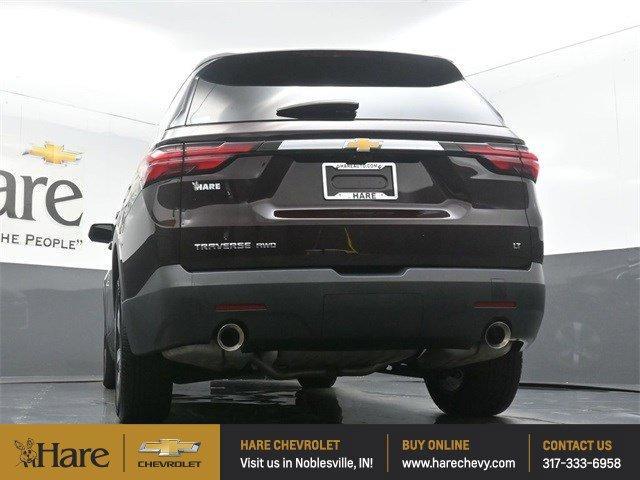 Photo of 2023 Black Cherry Metallic Chevrolet Traverse