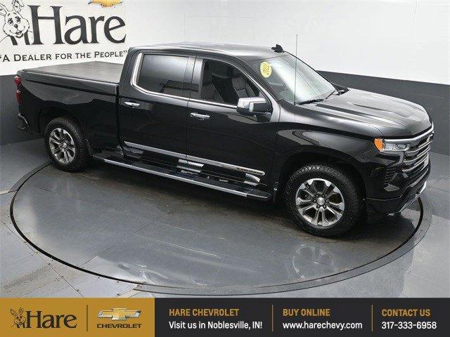 Photo of 2022 Black Chevrolet Silverado 1500