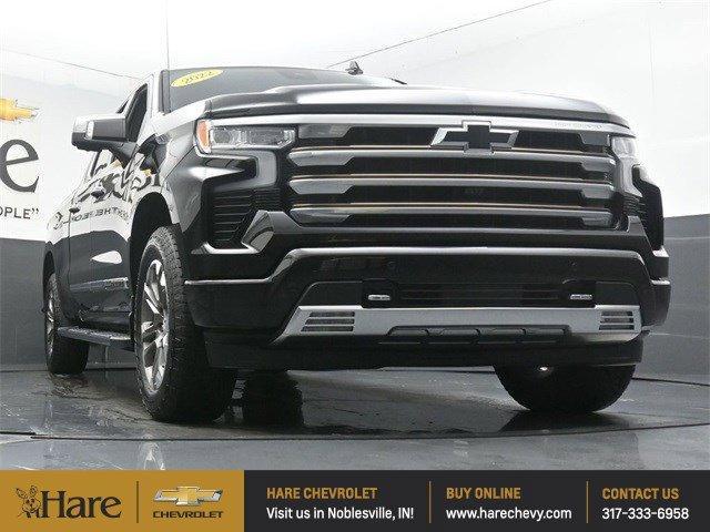 Photo of 2022 Black Chevrolet Silverado 1500