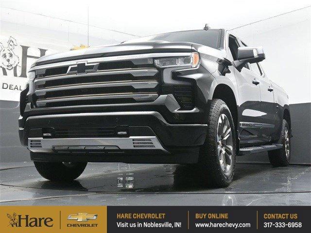 Photo of 2022 Black Chevrolet Silverado 1500