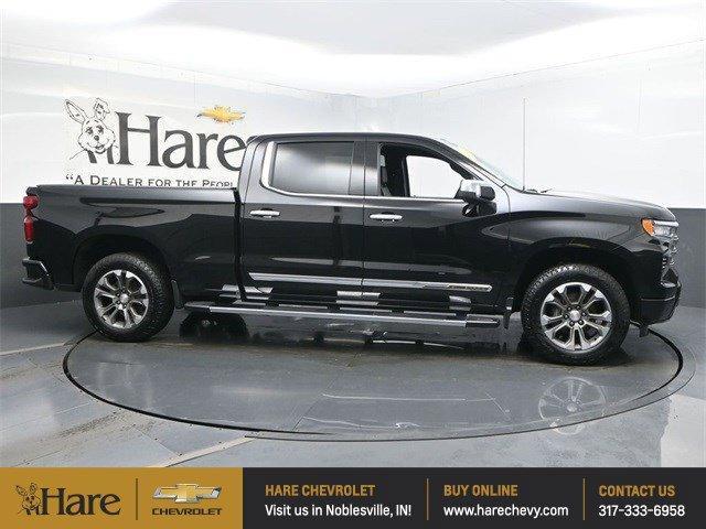 Photo of 2022 Black Chevrolet Silverado 1500