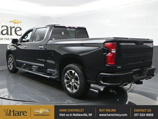 Photo of 2022 Black Chevrolet Silverado 1500