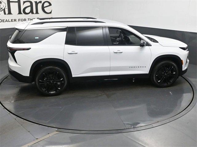 Photo of 2026 Summit White Chevrolet Traverse