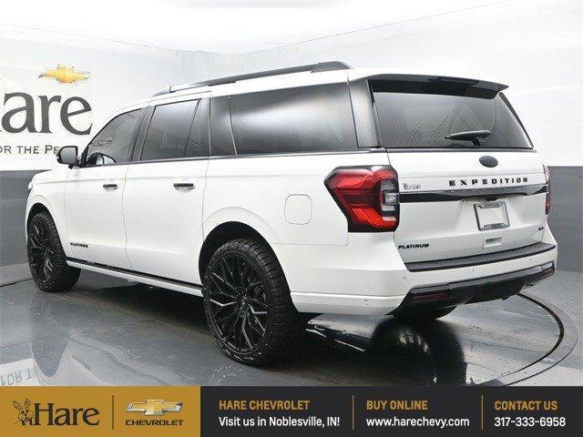 Photo of 2024 Star White Ford Expedition Max