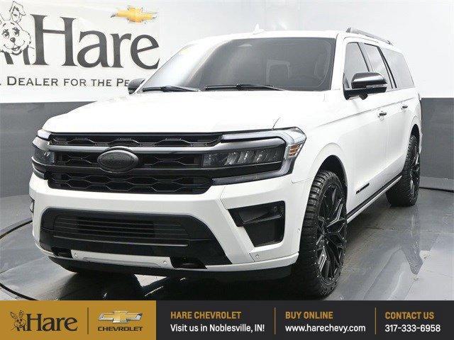 Photo of 2024 Star White Ford Expedition Max