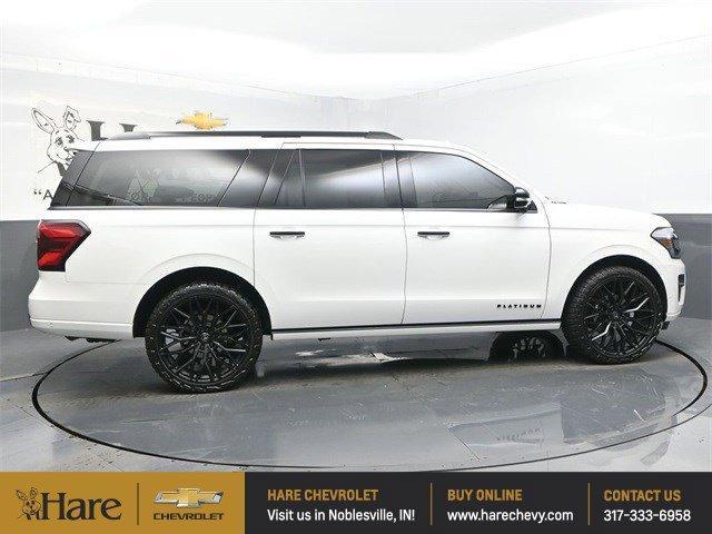 Photo of 2024 Star White Ford Expedition Max