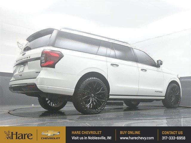 Photo of 2024 Star White Ford Expedition Max