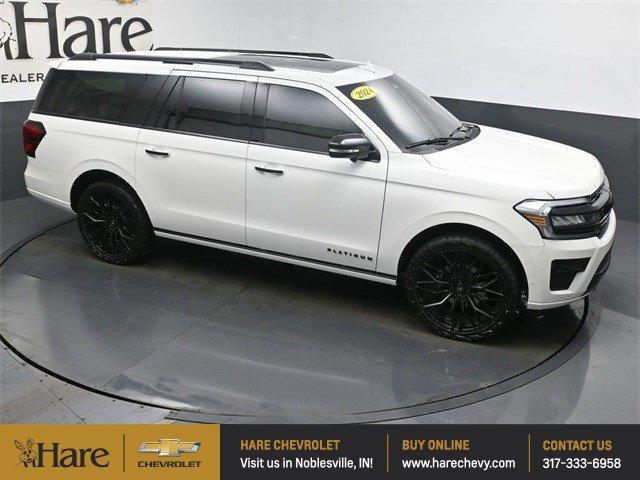 Photo of 2024 Star White Ford Expedition Max
