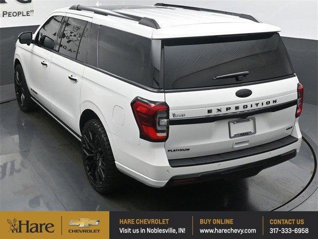 Photo of 2024 Star White Ford Expedition Max