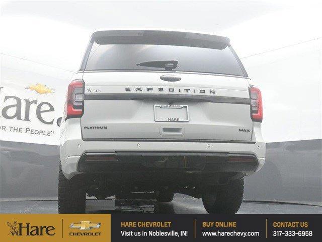 Photo of 2024 Star White Ford Expedition Max