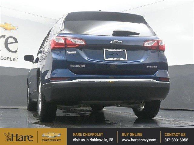 Photo of 2021 Pacific Blue Metallic Chevrolet Equinox