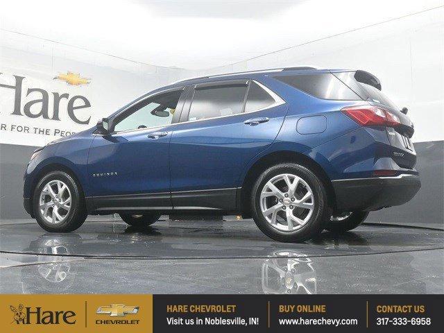 Photo of 2021 Pacific Blue Metallic Chevrolet Equinox