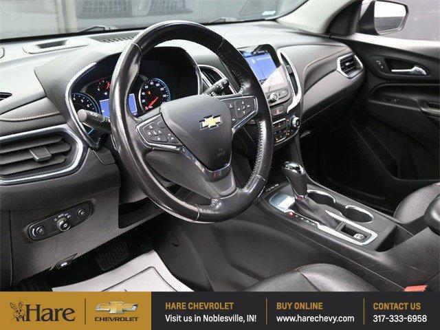 Photo of 2021 Pacific Blue Metallic Chevrolet Equinox