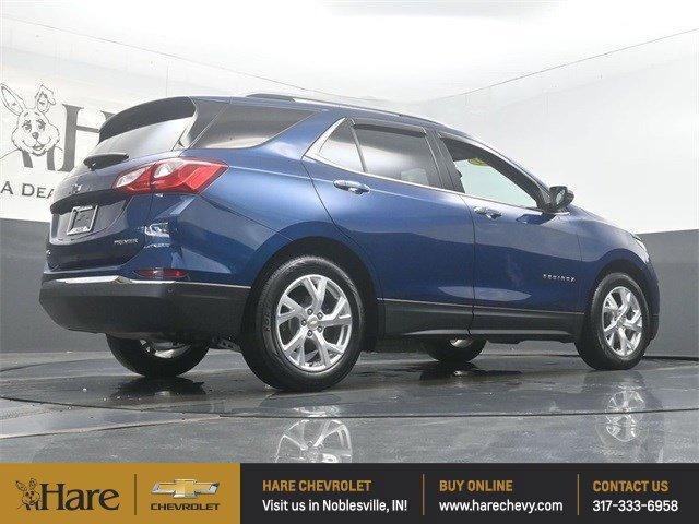 Photo of 2021 Pacific Blue Metallic Chevrolet Equinox