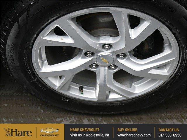 Photo of 2021 Pacific Blue Metallic Chevrolet Equinox