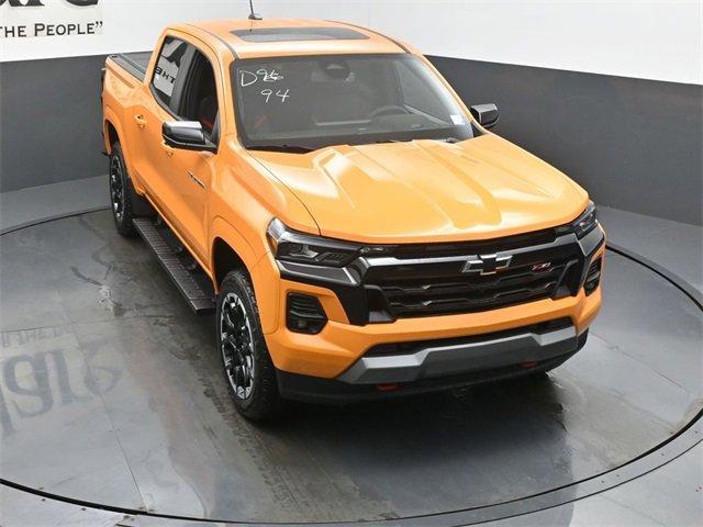 Photo of 2026 Sunrise Orange Chevrolet Colorado