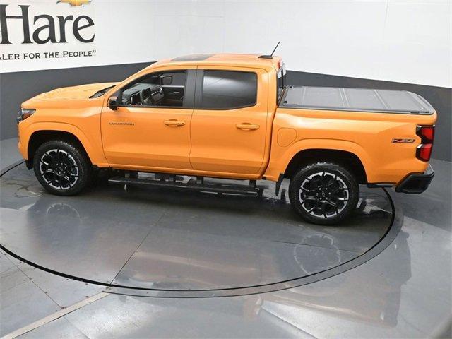 Photo of 2026 Sunrise Orange Chevrolet Colorado