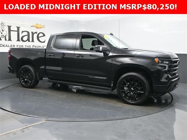 Photo of 2024 Black Chevrolet Silverado 1500