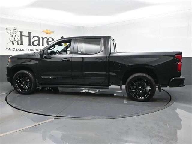 Photo of 2024 Black Chevrolet Silverado 1500