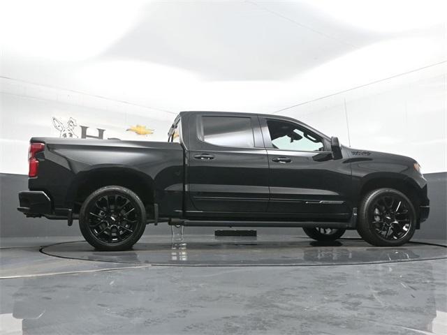 Photo of 2024 Black Chevrolet Silverado 1500