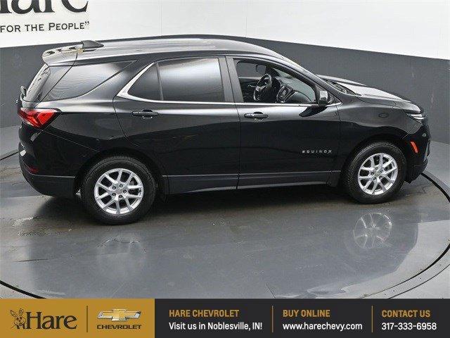 Photo of 2022 Mosaic Black Metallic Chevrolet Equinox