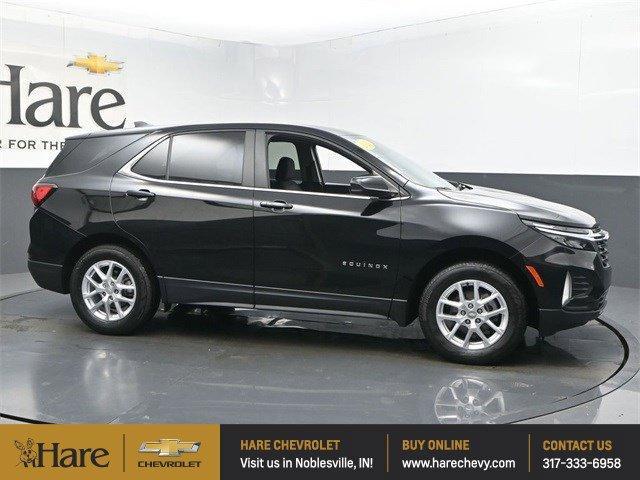Photo of 2022 Mosaic Black Metallic Chevrolet Equinox