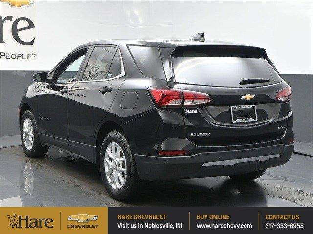 Photo of 2022 Mosaic Black Metallic Chevrolet Equinox