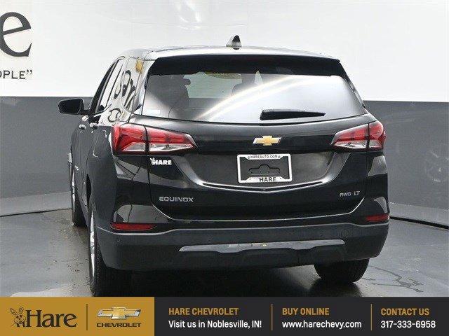 Photo of 2022 Mosaic Black Metallic Chevrolet Equinox