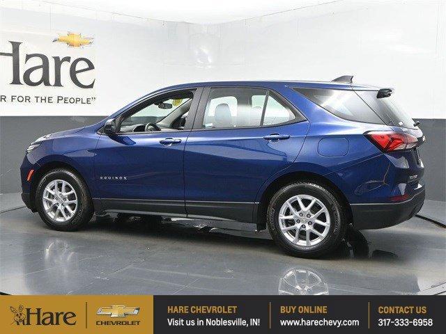 Photo of 2023 Blue Glow Metallic Chevrolet Equinox
