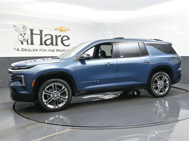 Photo of 2025 Lakeshore Blue Metallic Chevrolet Traverse
