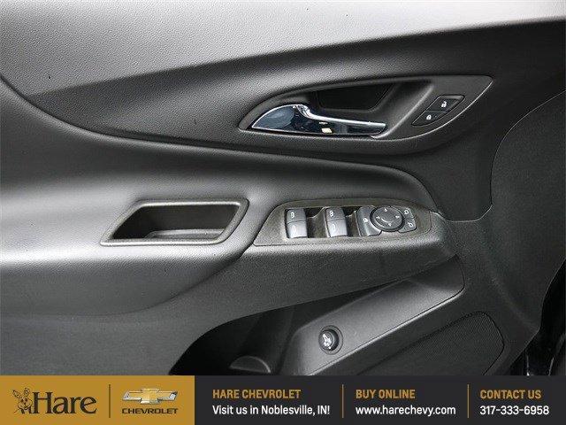 Photo of 2022 Mosaic Black Metallic Chevrolet Equinox