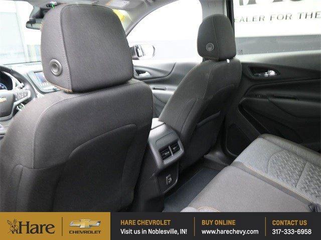 Photo of 2022 Mosaic Black Metallic Chevrolet Equinox